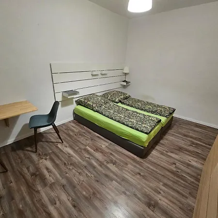 Private In Our With Cats Homestay Pirna